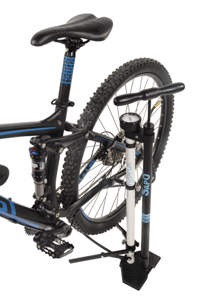 Floor pump and FLOD HYBRID 097 stand