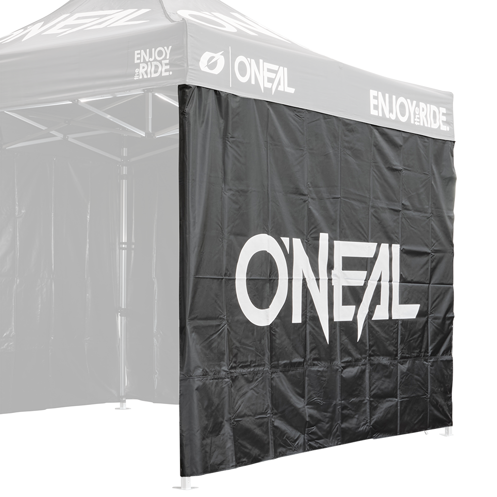 Side wall of the Race curtain