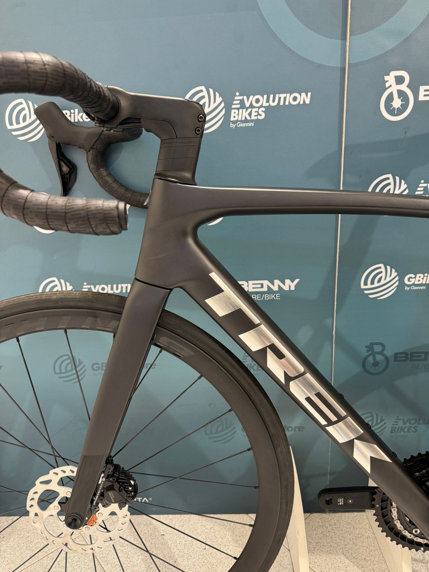 Trek Madone SL 6 Gen 8 2025 Taglia ML - Demo