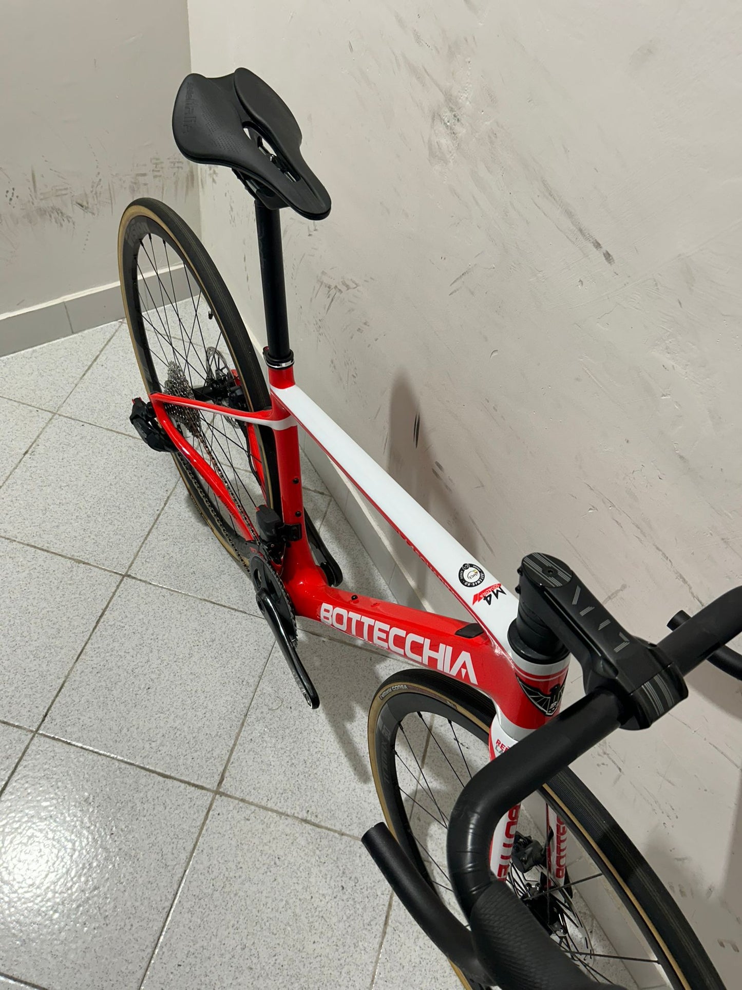 Tým Bottecchia Emme 4 - Demo Red Lab Edition Velikost 44