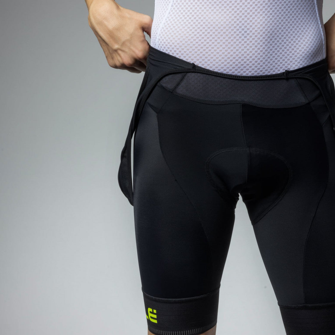 Pantalones cortos de verano con alé pragma corre de aparatos 2024