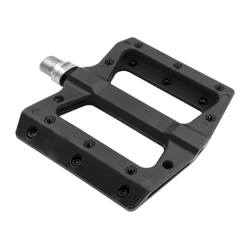 FLAT Pedals in Black Thermoplastic - CR-Mo Axle on Bearings 111x105x21mm