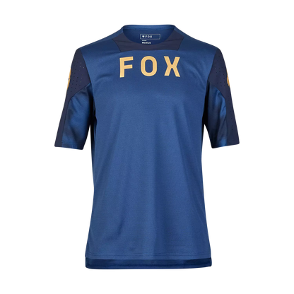 Fox defiende la camisa de burla