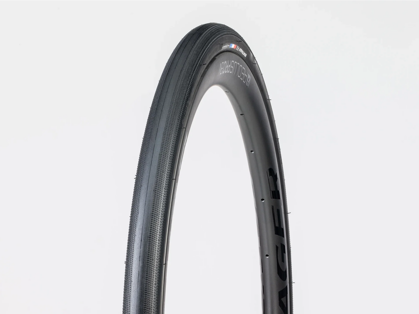 BONTRAGER R2 TIRE LITE CHASE HARD