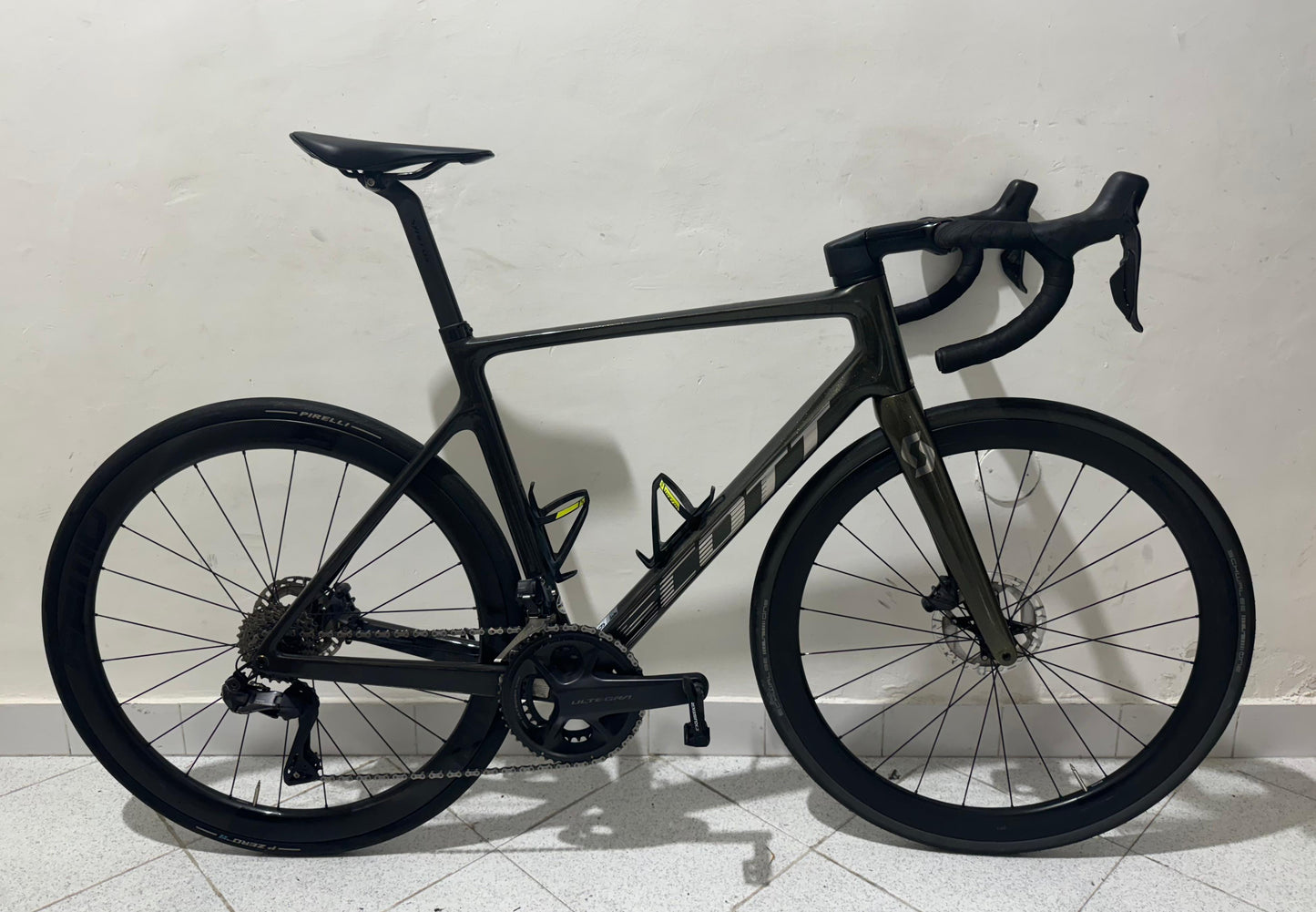 Scott Addict RC Ultegra DI2 -maat L - Gebruikt