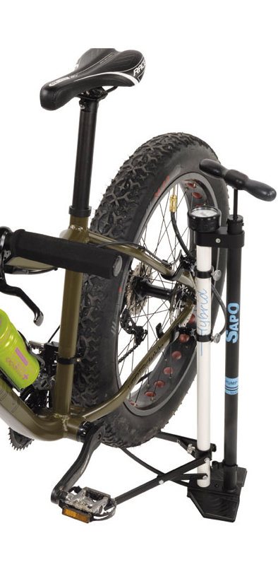 Floor pump and FLOD HYBRID 097 stand