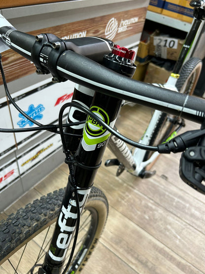 Cannondale F29 Factory Racing Taille L - Utilisé