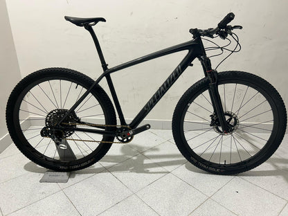 Specialized epic cut L - used