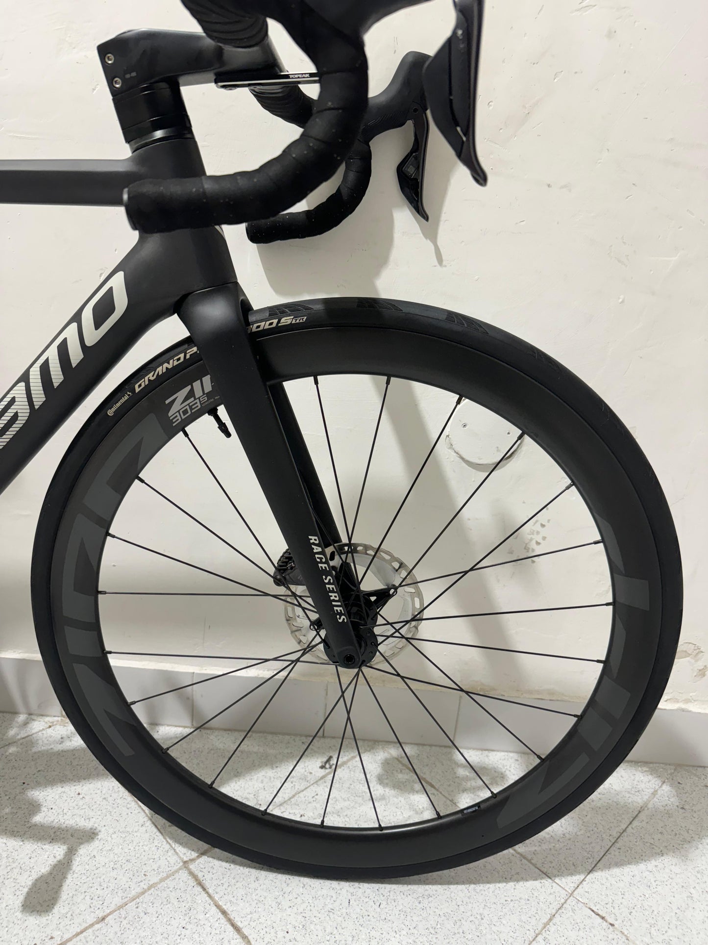 Megamo Pulse Elite 05 Zipp 303S Storlek S - används