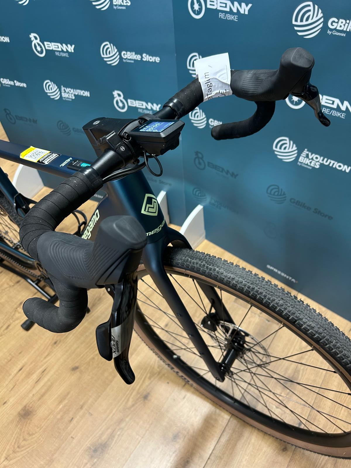 Megamo Lande (25) Größe M - Demo -Test