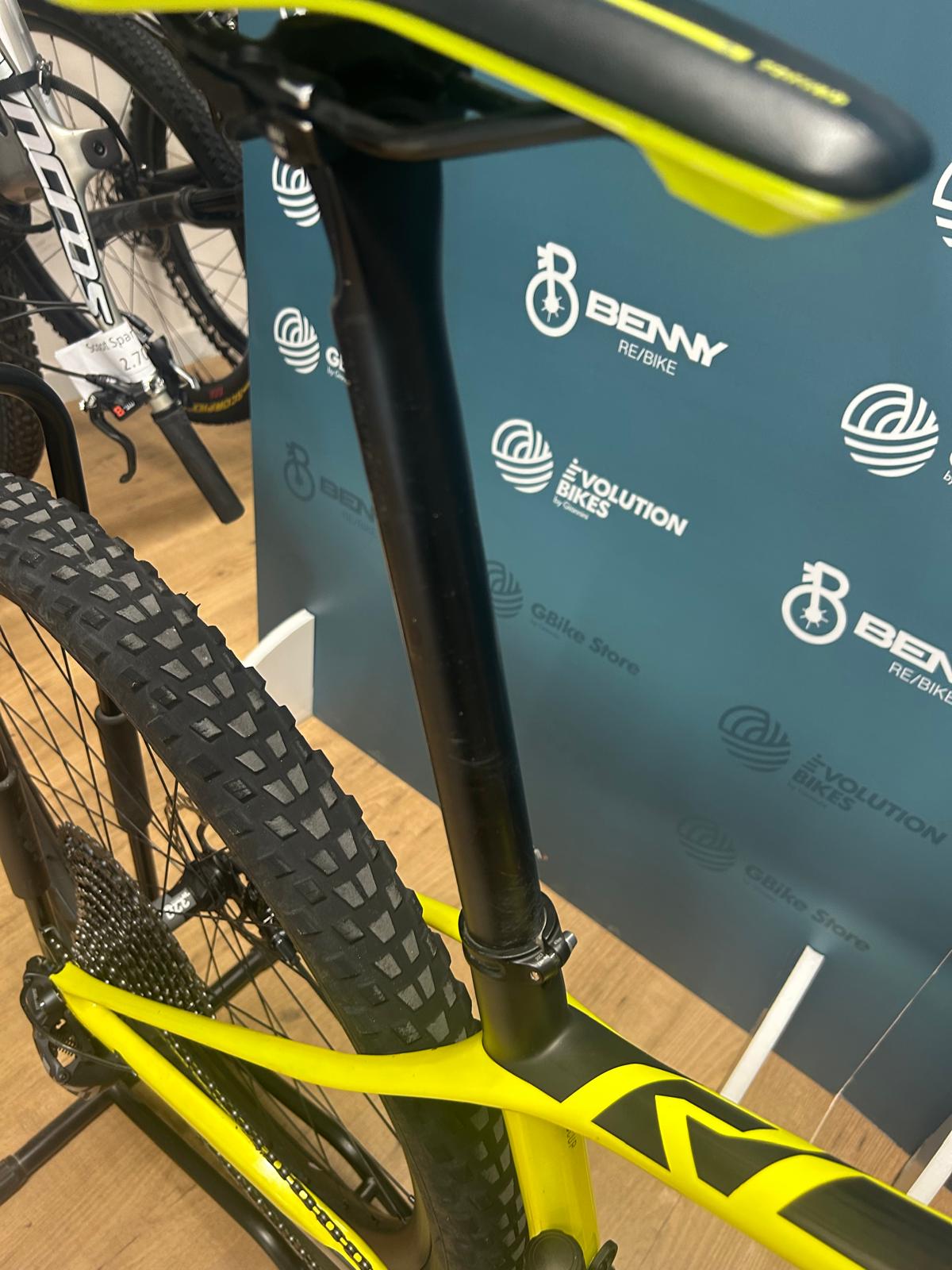 Scott Échelle RC Taille de la Coupe du monde M - Utilisé