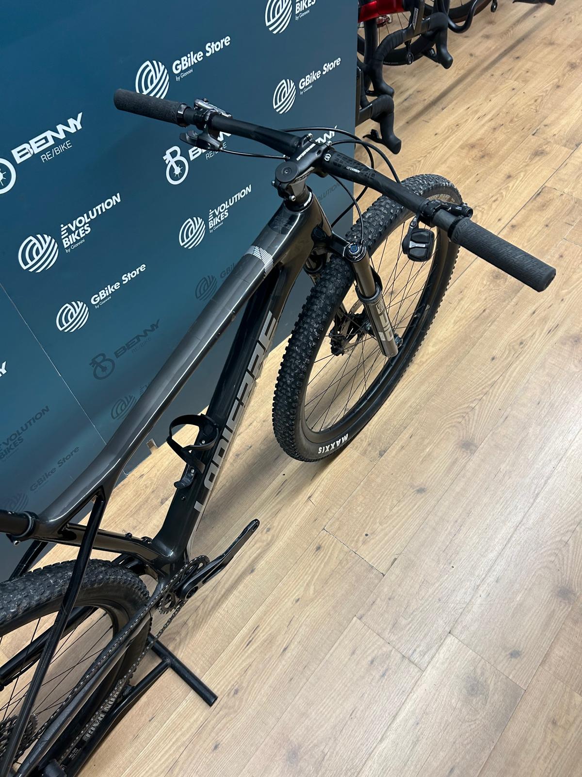 Lapierre Pro Raza CF 9.9 Tamaño L - Usado