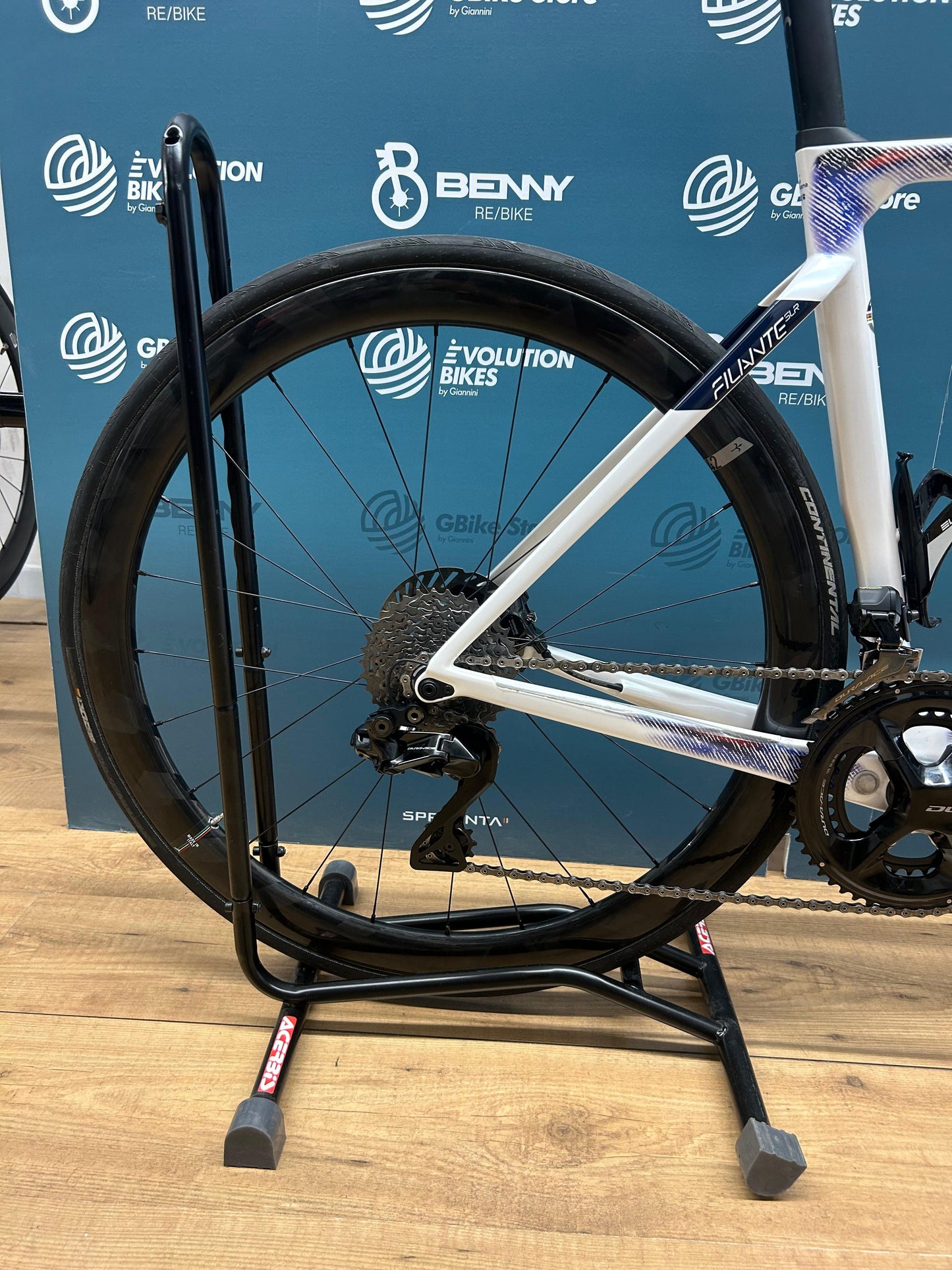 Wilier Filante SLR Groupama FDJ Team Taglia M - Usata