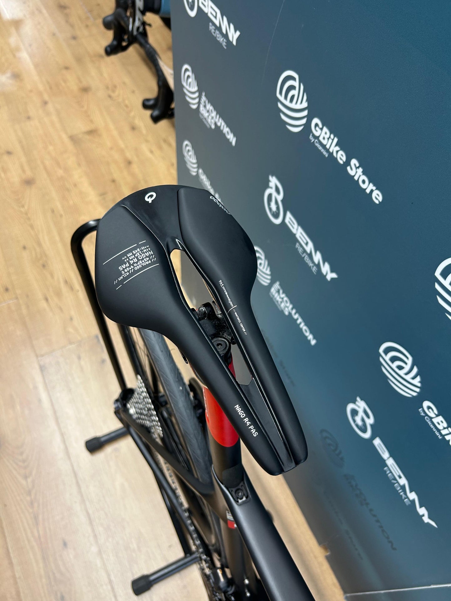 Colnago V4RS UAE Emirates Taglia 510 - Demo Test