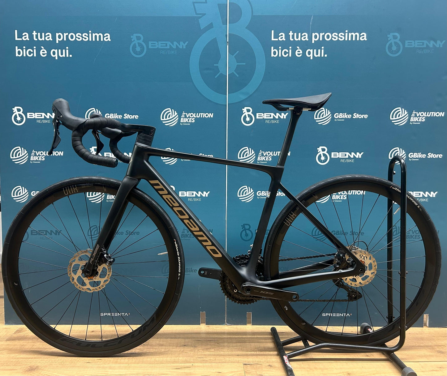 Megamo raise  Size S - Used