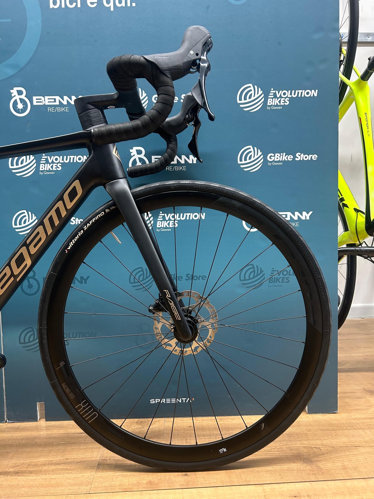 Megamo raise  Size S - Used