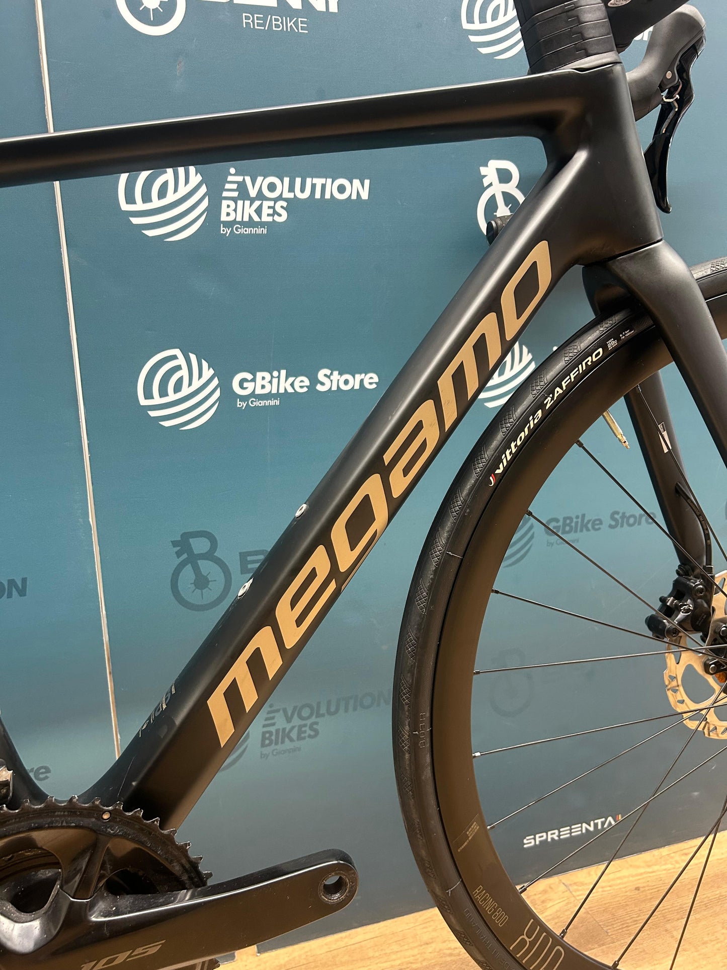 Megamo raise  Size S - Used