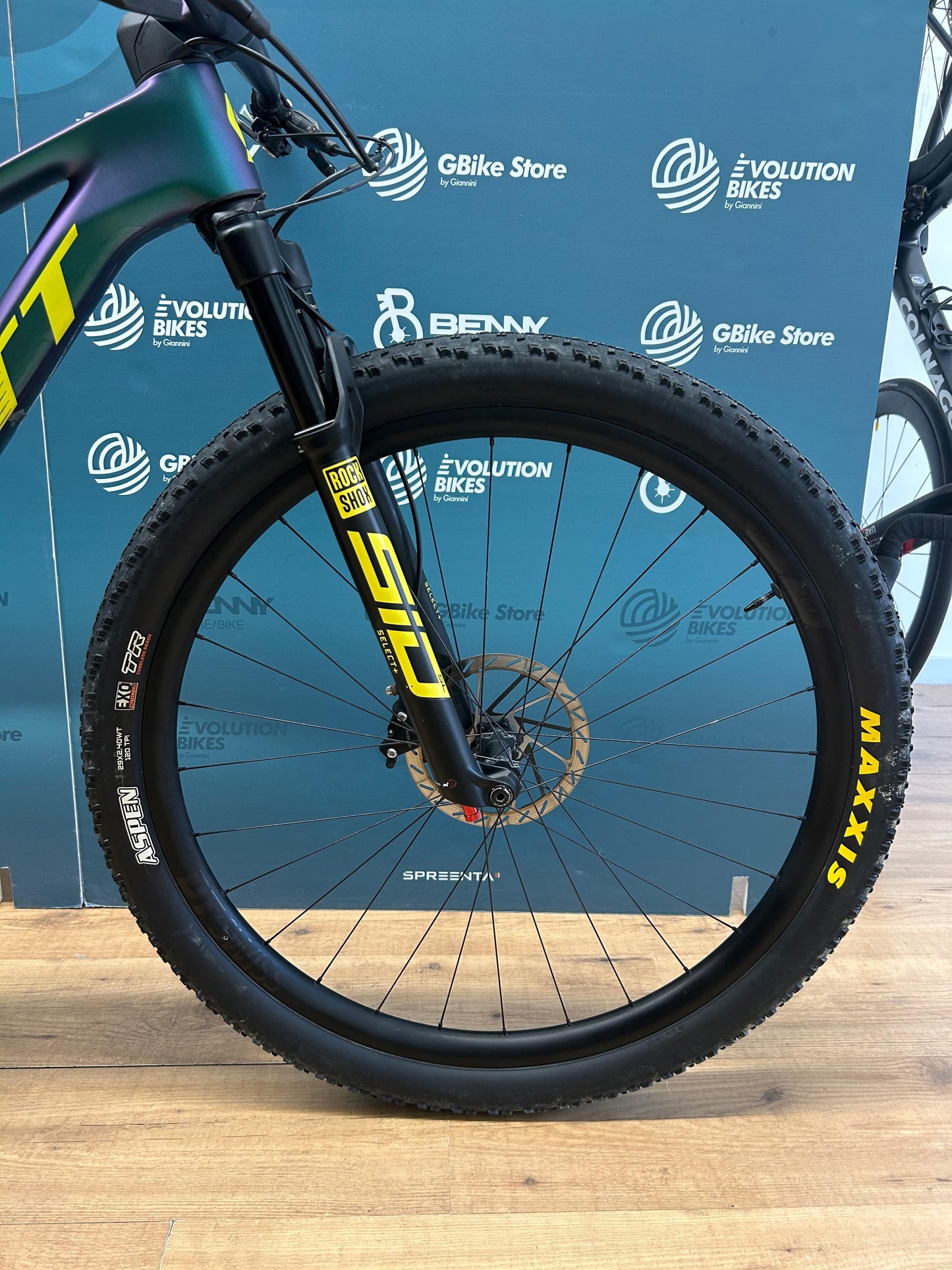 Scott Scale Tamaño de la Copa Mundial RC S - Usado