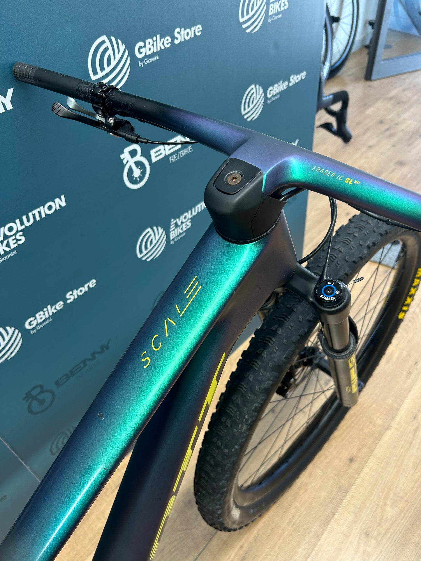 Scott Scale Tamaño de la Copa Mundial RC S - Usado