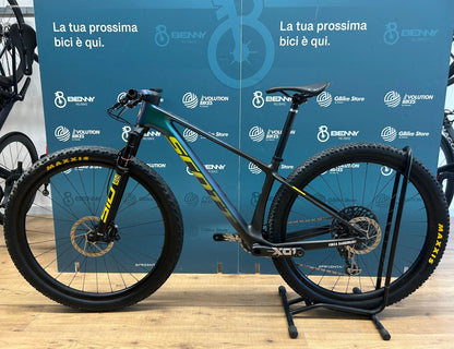 Scott Scale Tamaño de la Copa Mundial RC S - Usado