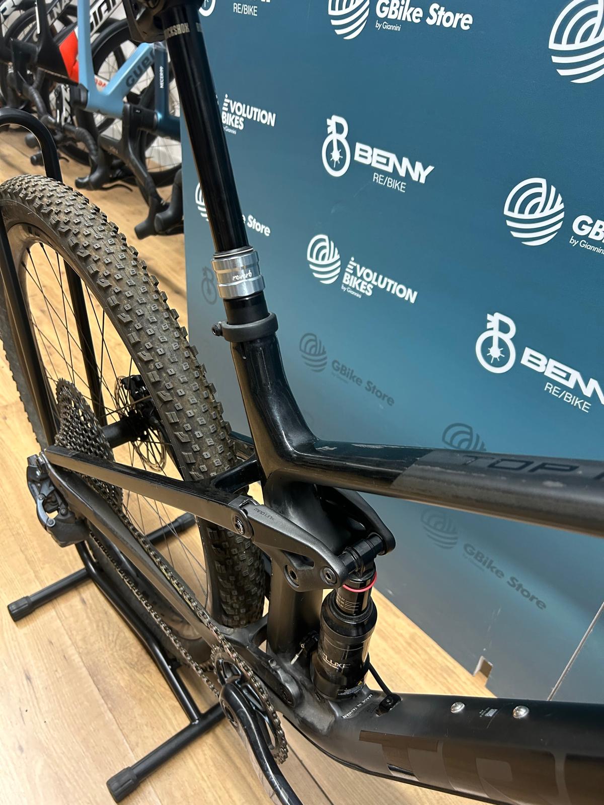 Trek Top Fuel AXS Taglia M - Usata