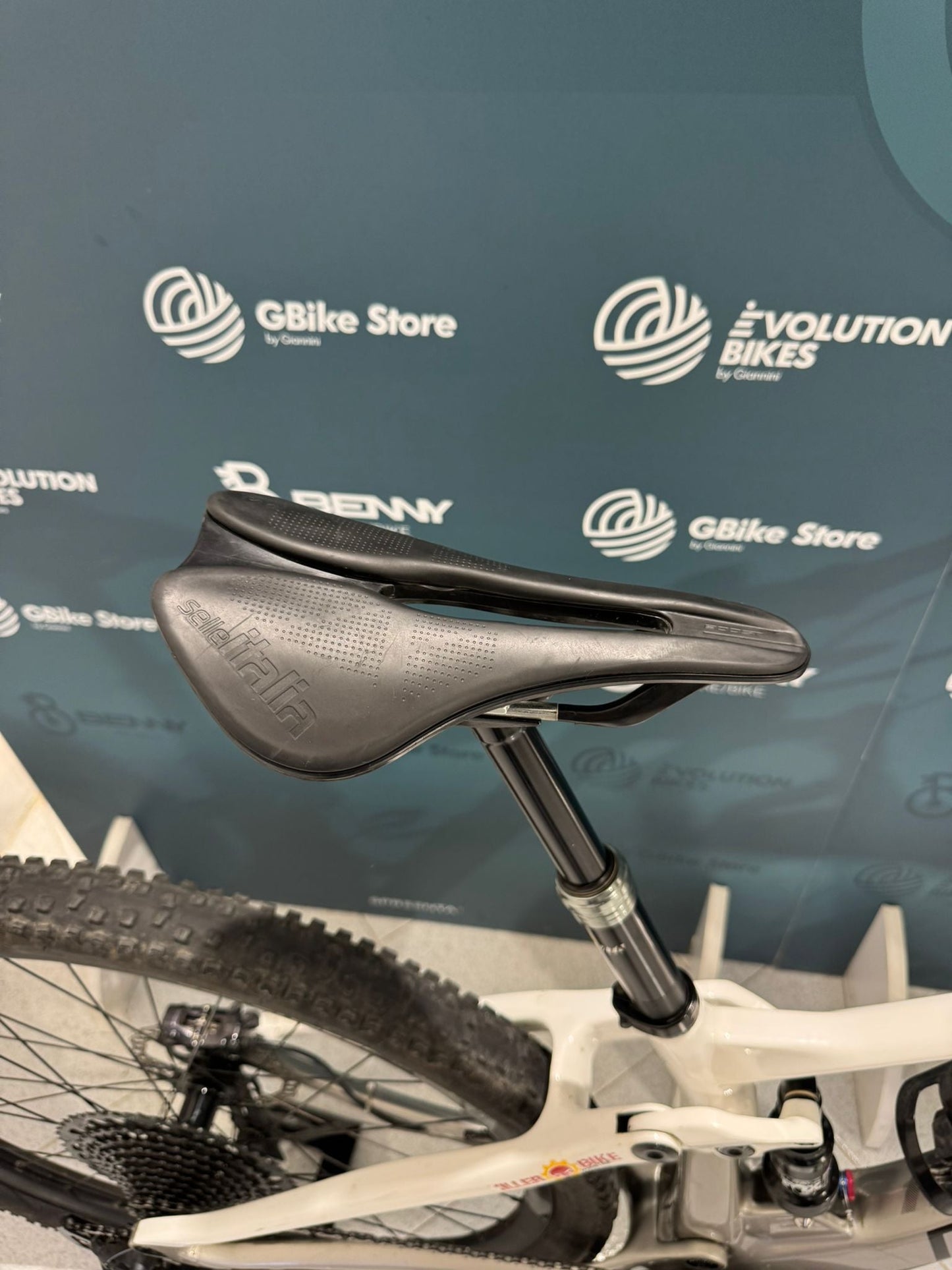 Megamo Track Taglia S - Usata