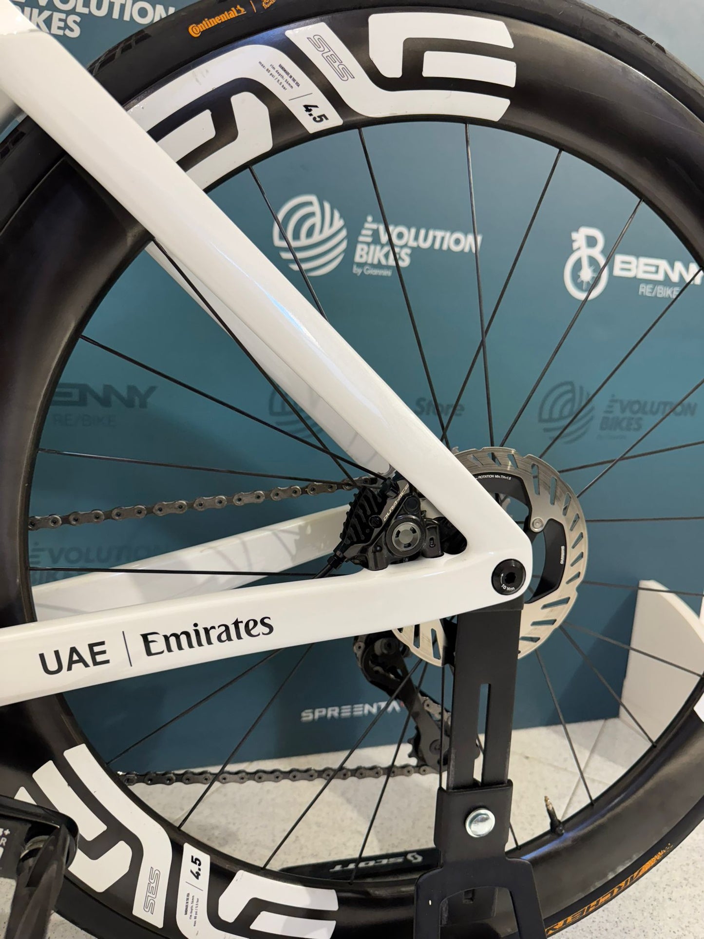 Colnago Y1Rs Dura Ace Di2 Enve SES 4,5 Größe XS - Demos