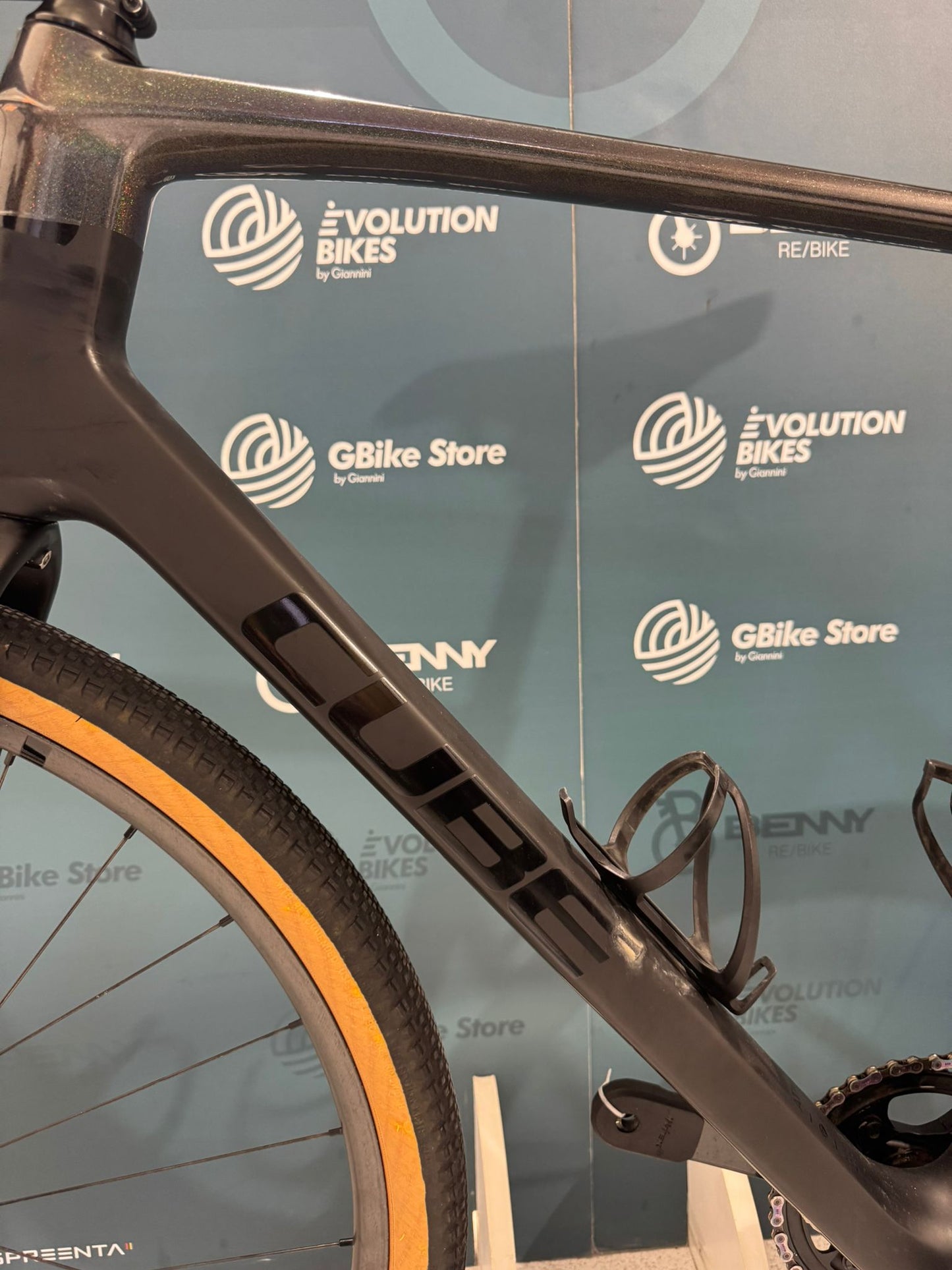 Tamaño de grava Cube Nuroad XL - Usado