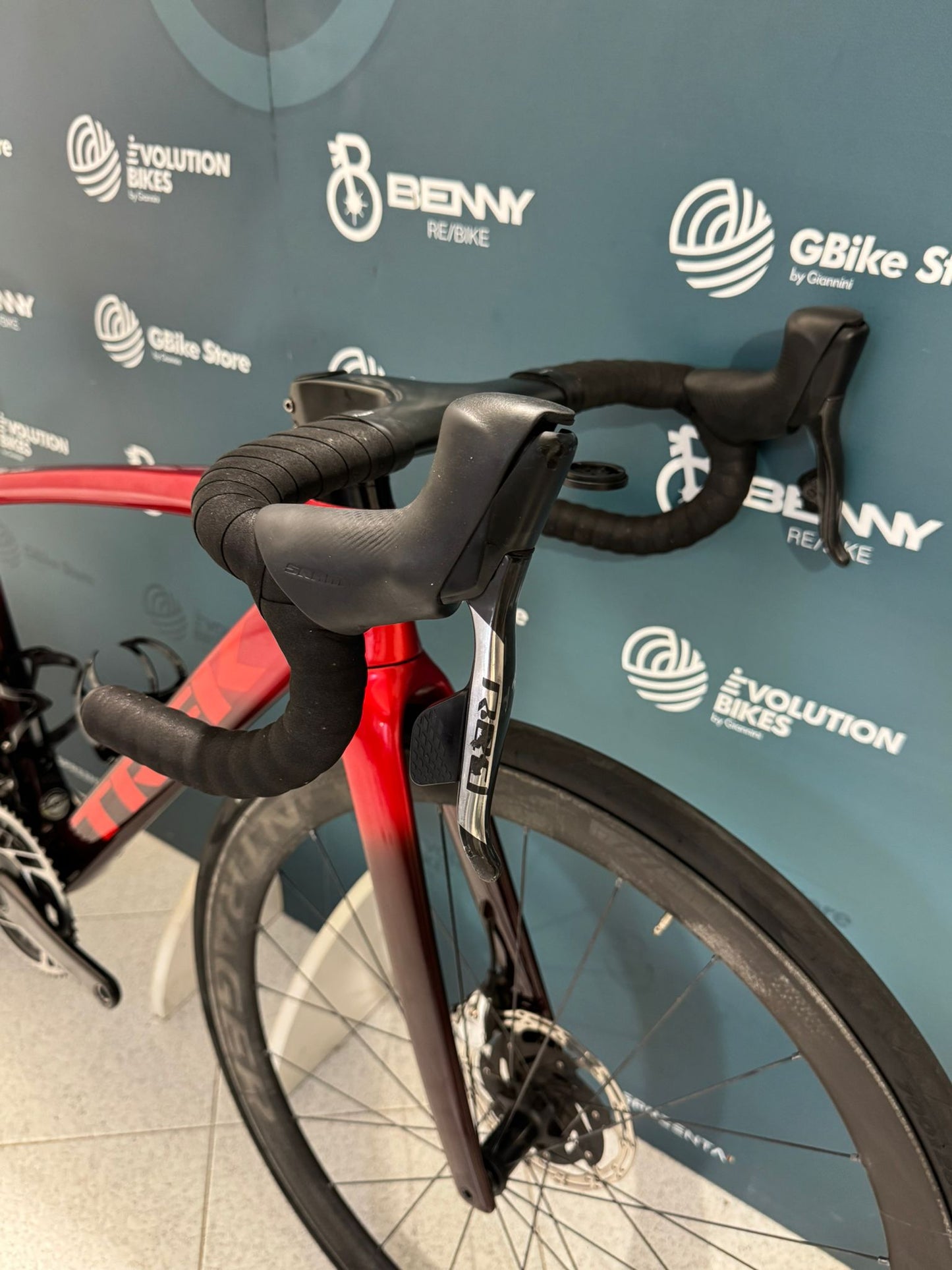 Trek Emonda SLR 9 AXS P1 Taglia 50 - Usata