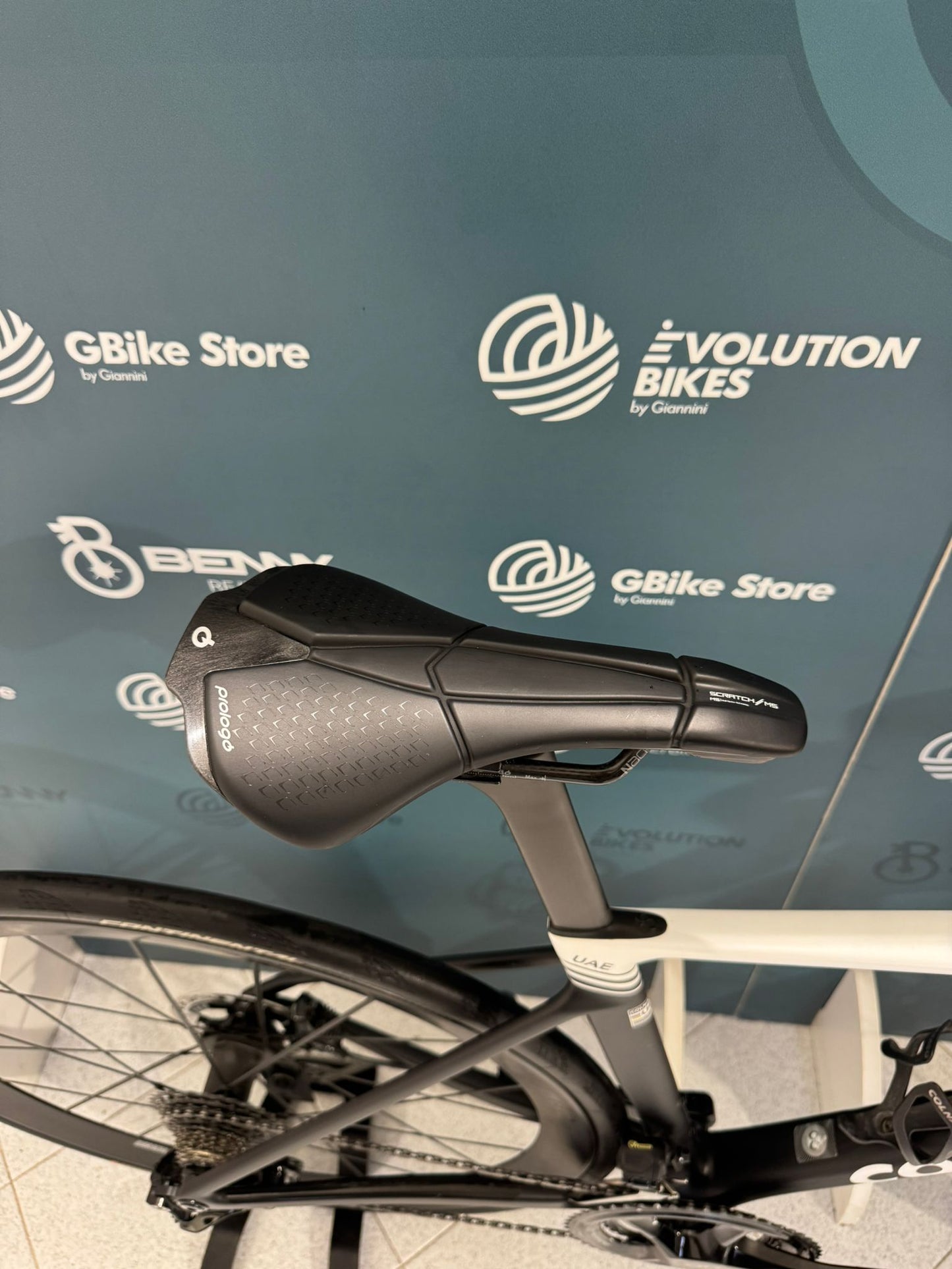 Colnago V5Rs Dura-Ace R9270 Di2 12v, lekki, rozmiar 45,5 - używany