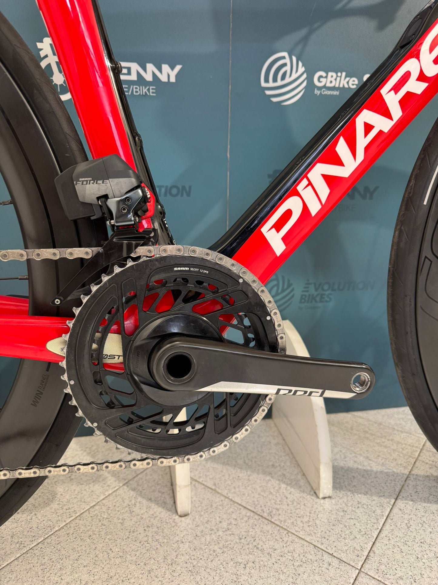 Pinarello Dogma F10 Disc AXS rozmiar 54 - Używany