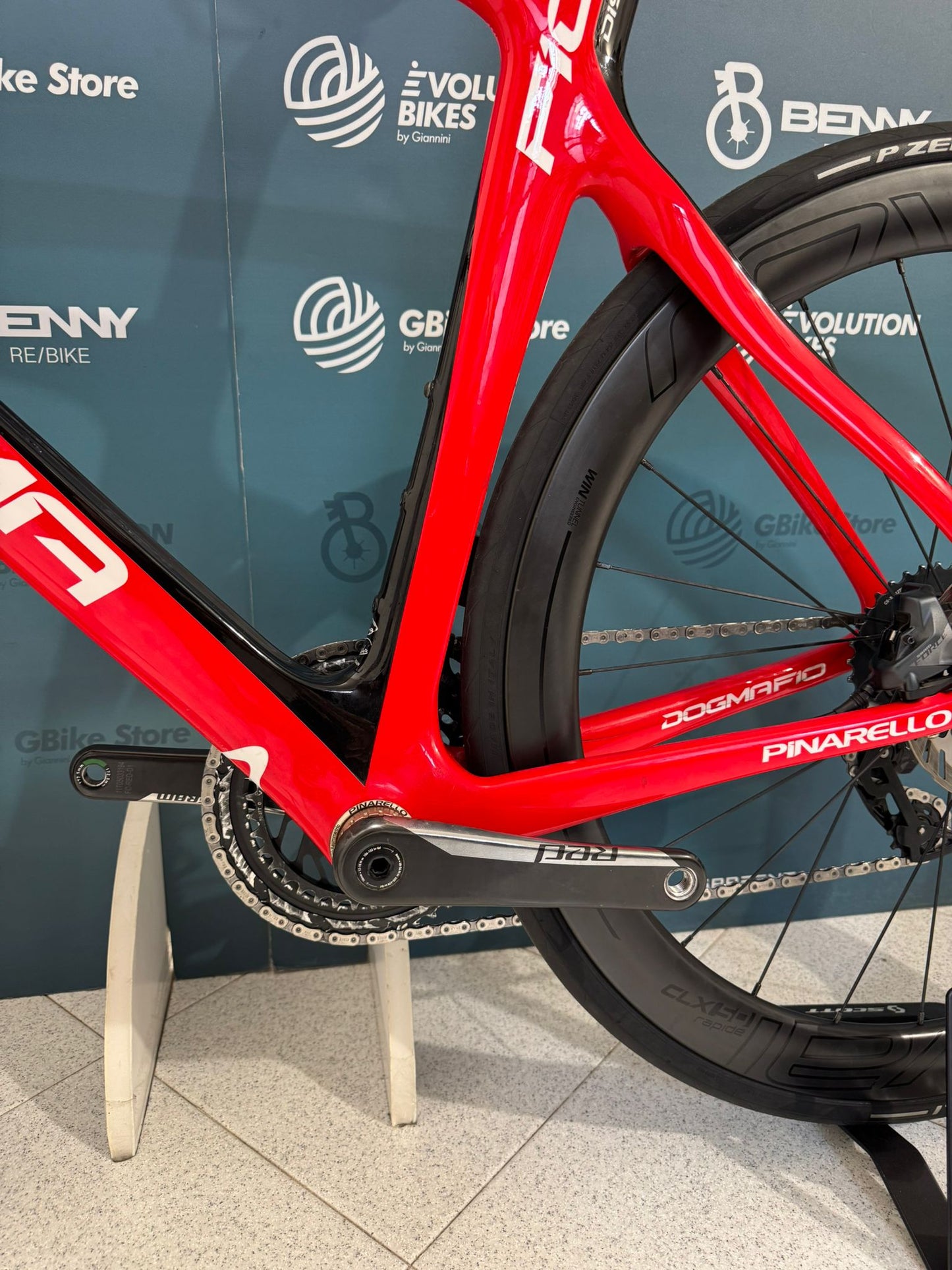Pinarello Dogma F10 Disc AXS rozmiar 54 - Używany