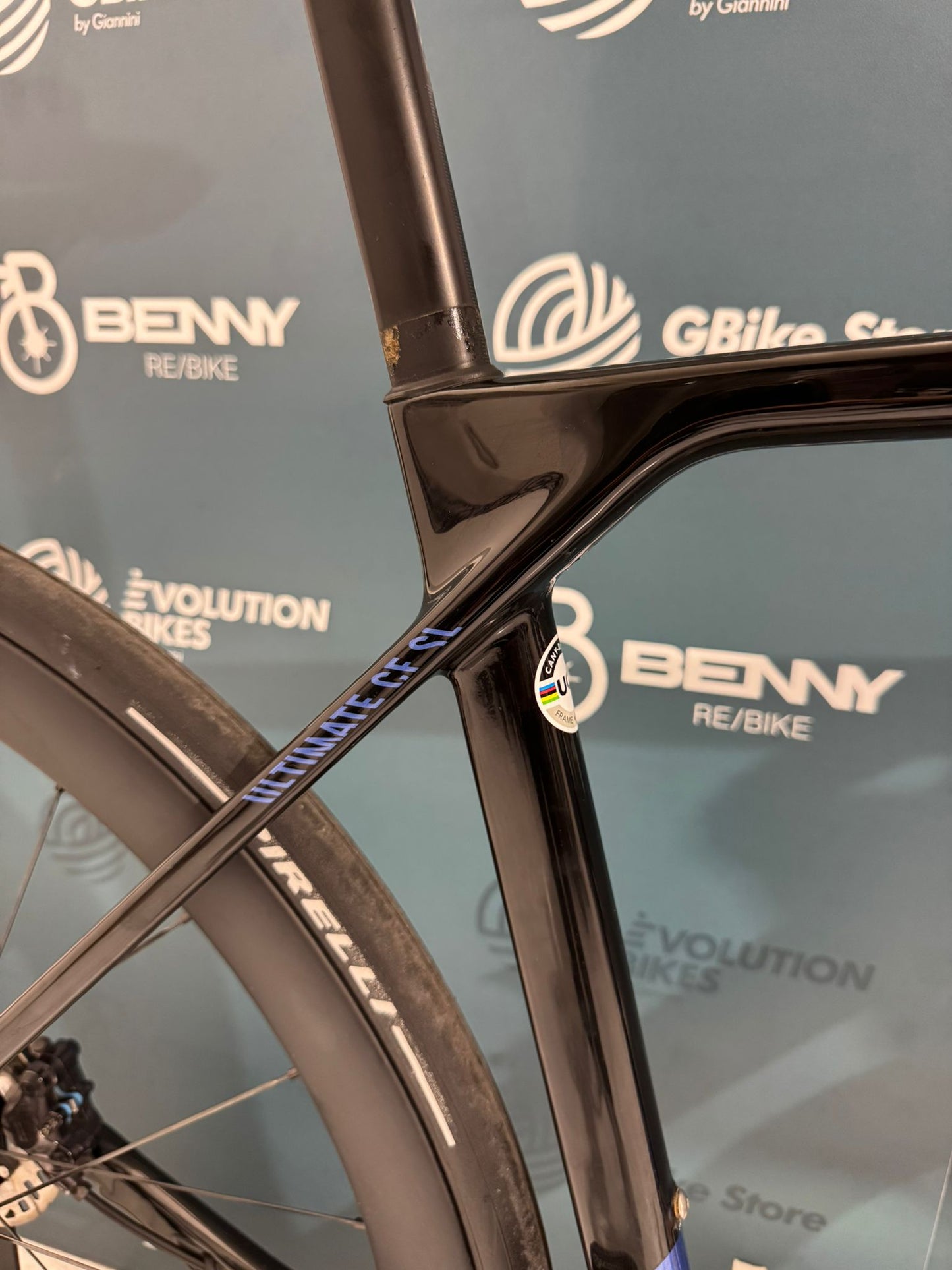 Rozmiar Canyon Ultimate CF SL 8 Aero S - Używany