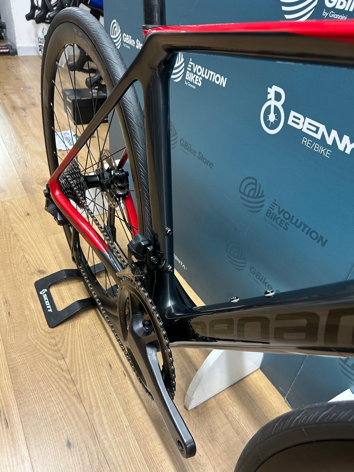 Megamo Raise 05 Tamaño S - Usado