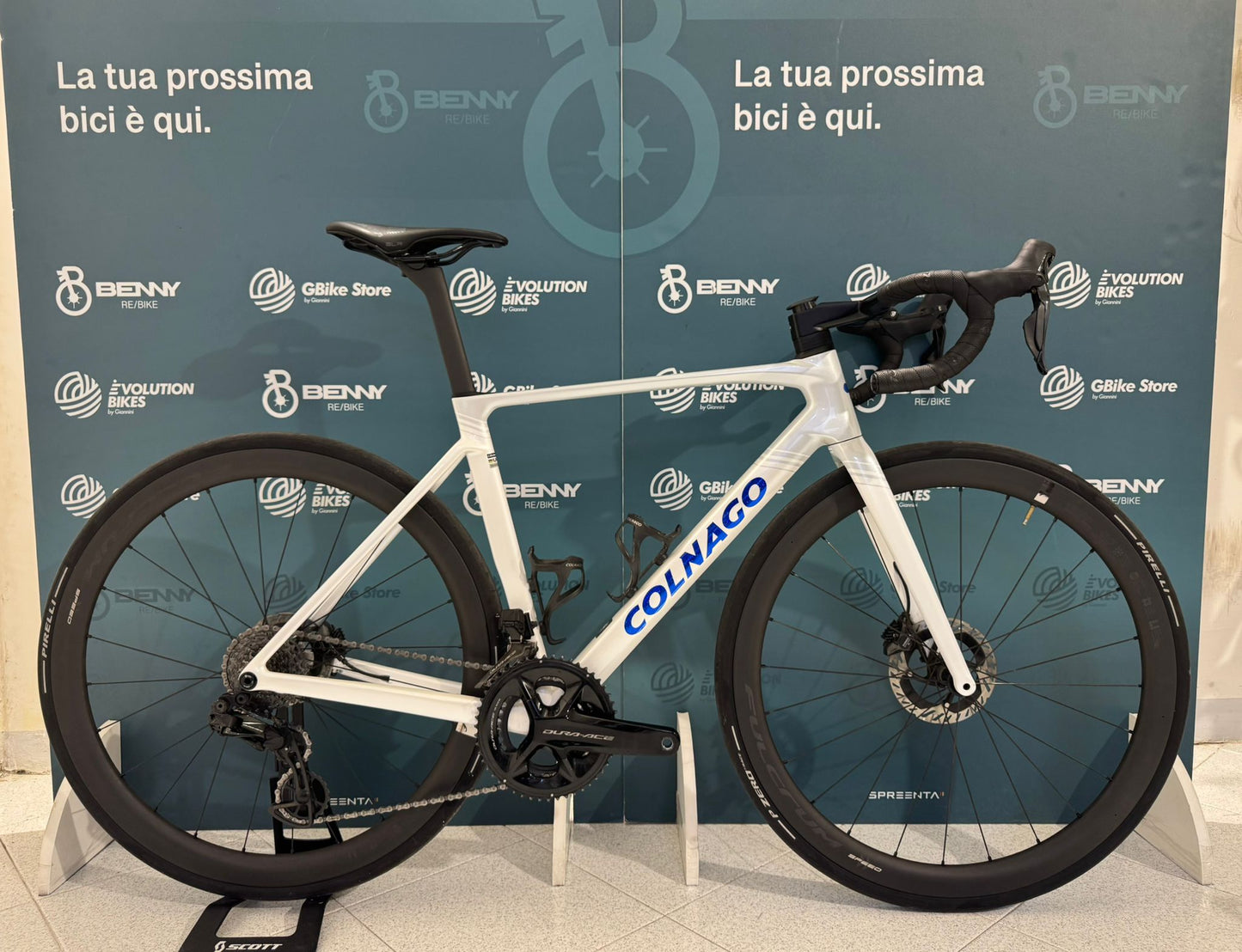 Colnago Disque V5Rs Dura-Ace R9270 Di2 12v Taille 485 - Démo