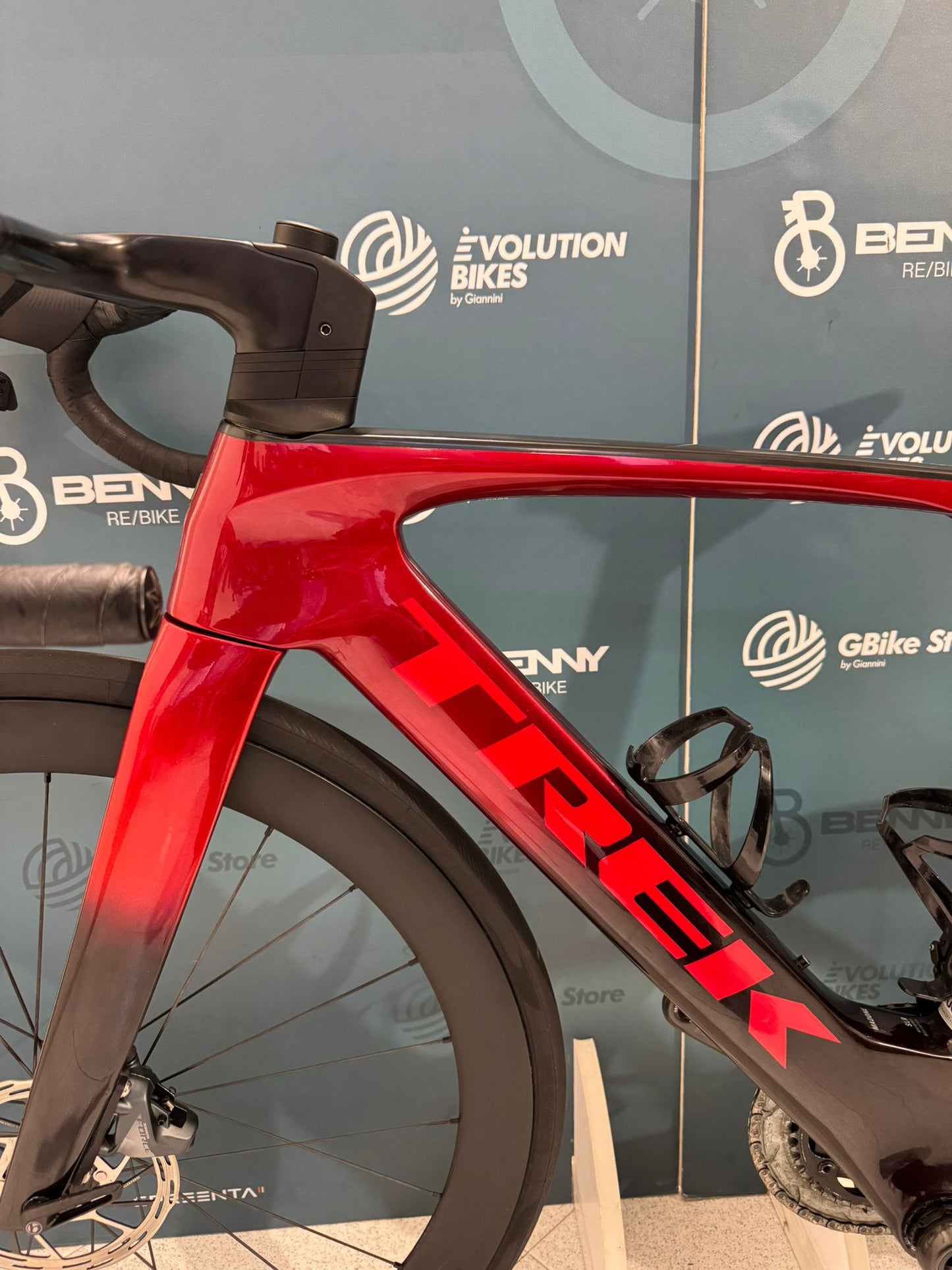 Trek Madone SLR 7 Gen 7 AXS Rozmiar 54 - Używany