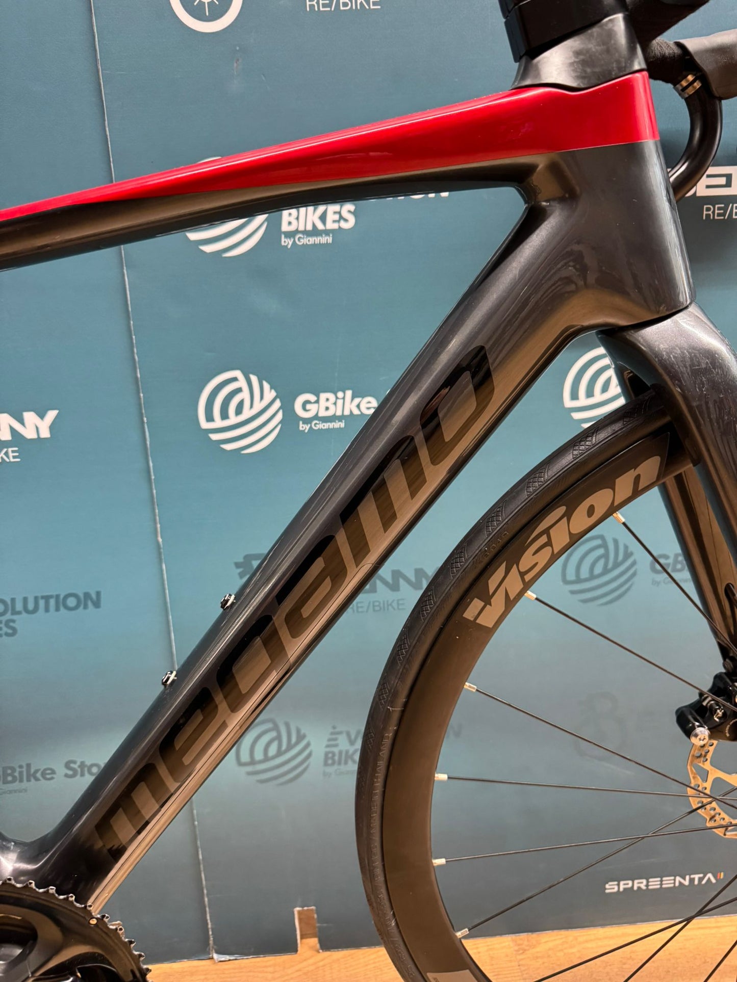 Megamo Raise Disc Cut S - Utilisé