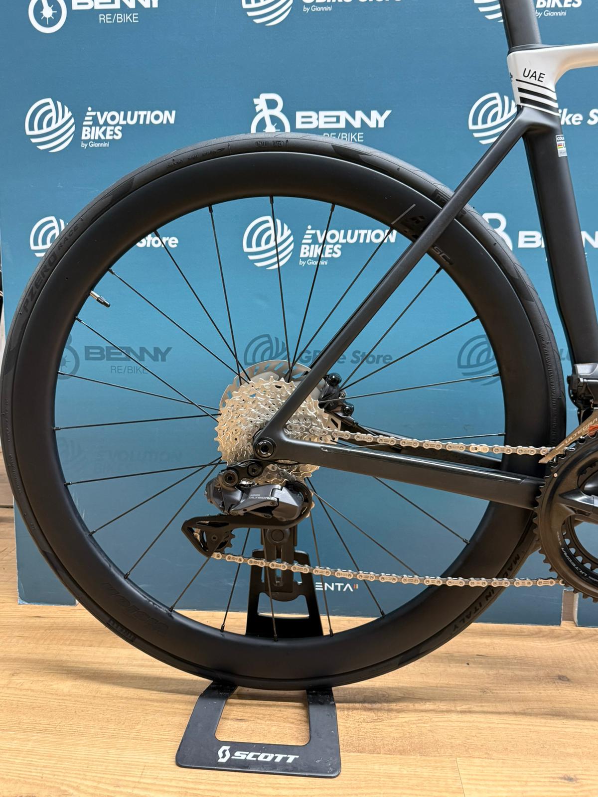 Colnago V5RS Ultegra Di2 R8170 SC45 Size 510 - Demos