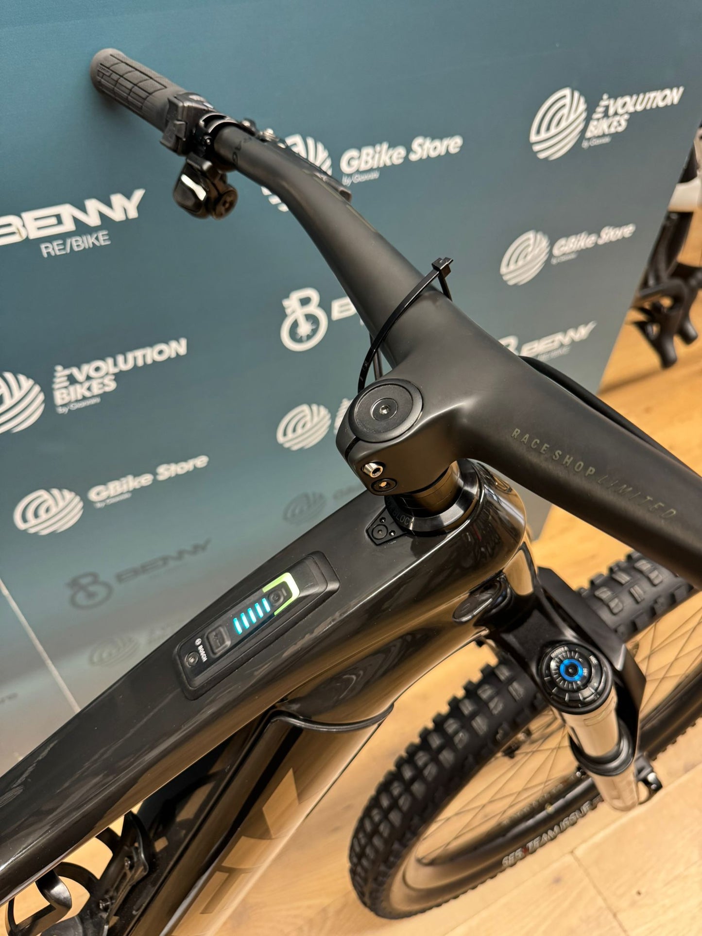 Trek Schiene 9,9 x 0 AXS Größe M - Gebraucht