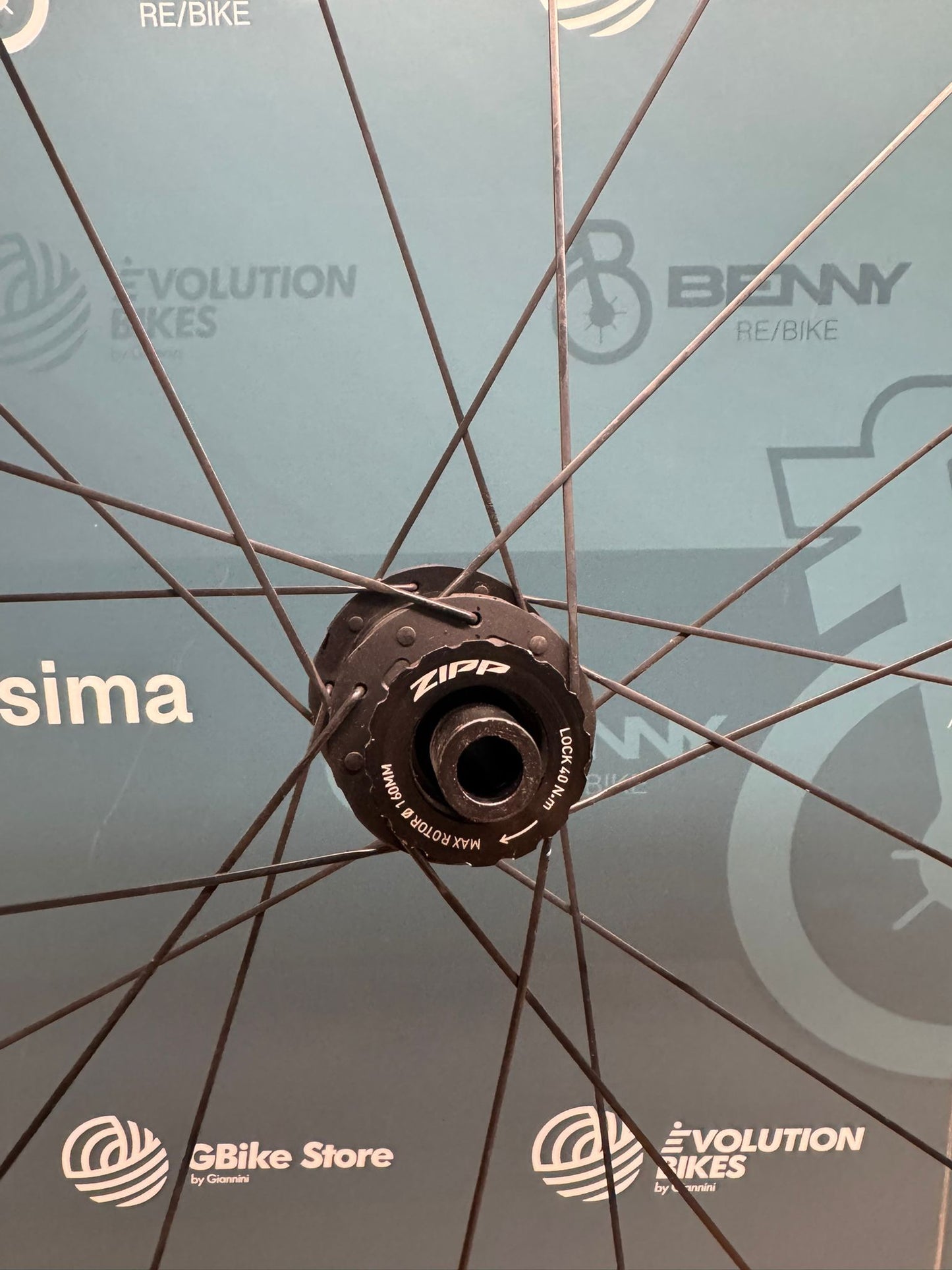 Zipp 353 NSW Disc Carbon-Laufräder – Gebraucht