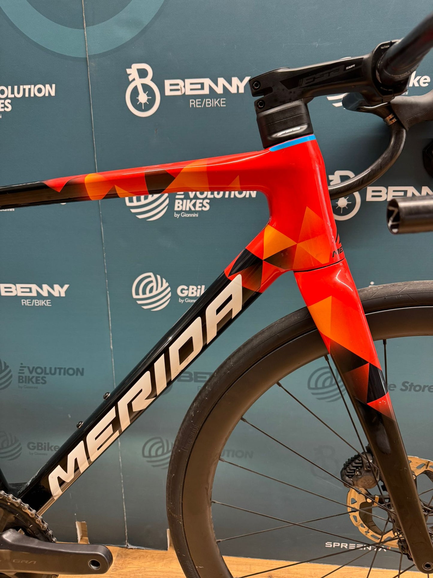 Merida-Skulptur Bahrain siegreiche Größe M - Gebraucht