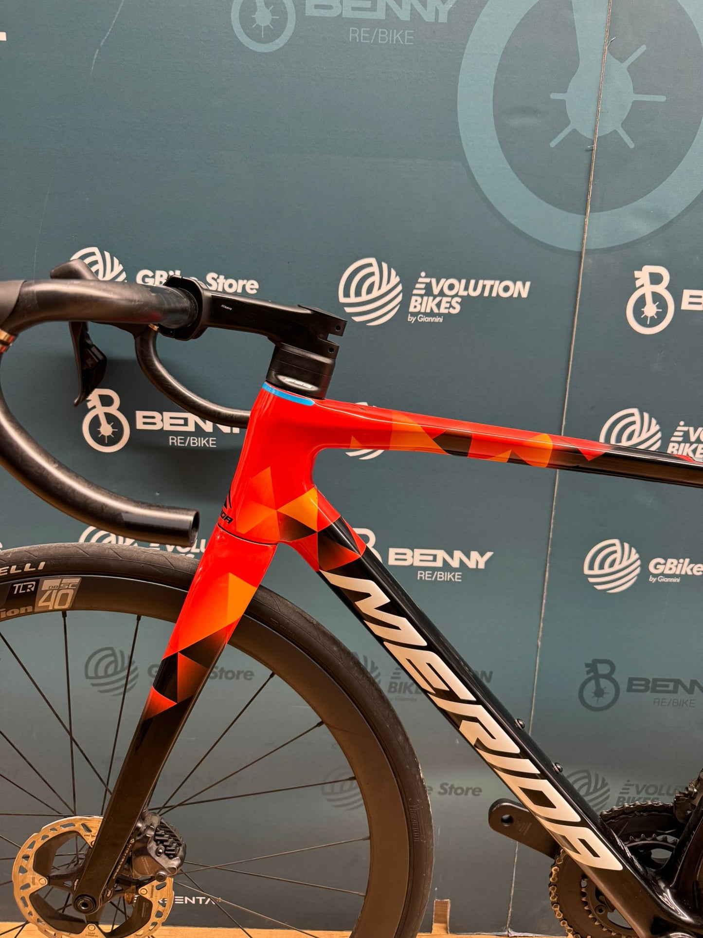 Merida-Skulptur Bahrain siegreiche Größe M - Gebraucht