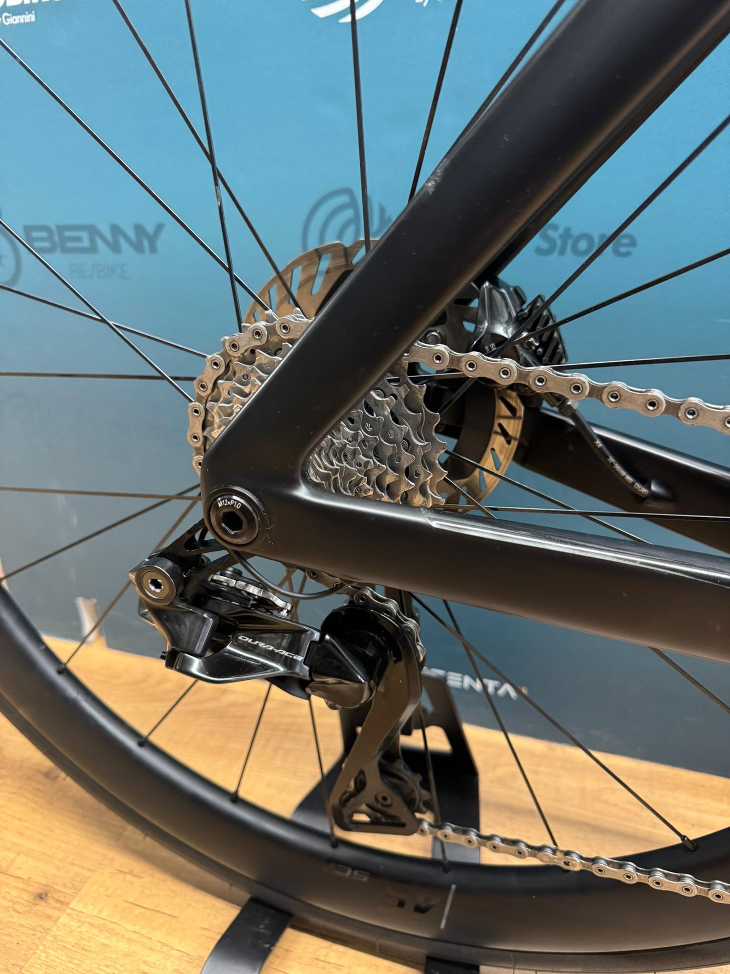 Colnago Y1Rs Dura-Ace Di2 Vision SC45 Tamaño de los EAU M - Usado