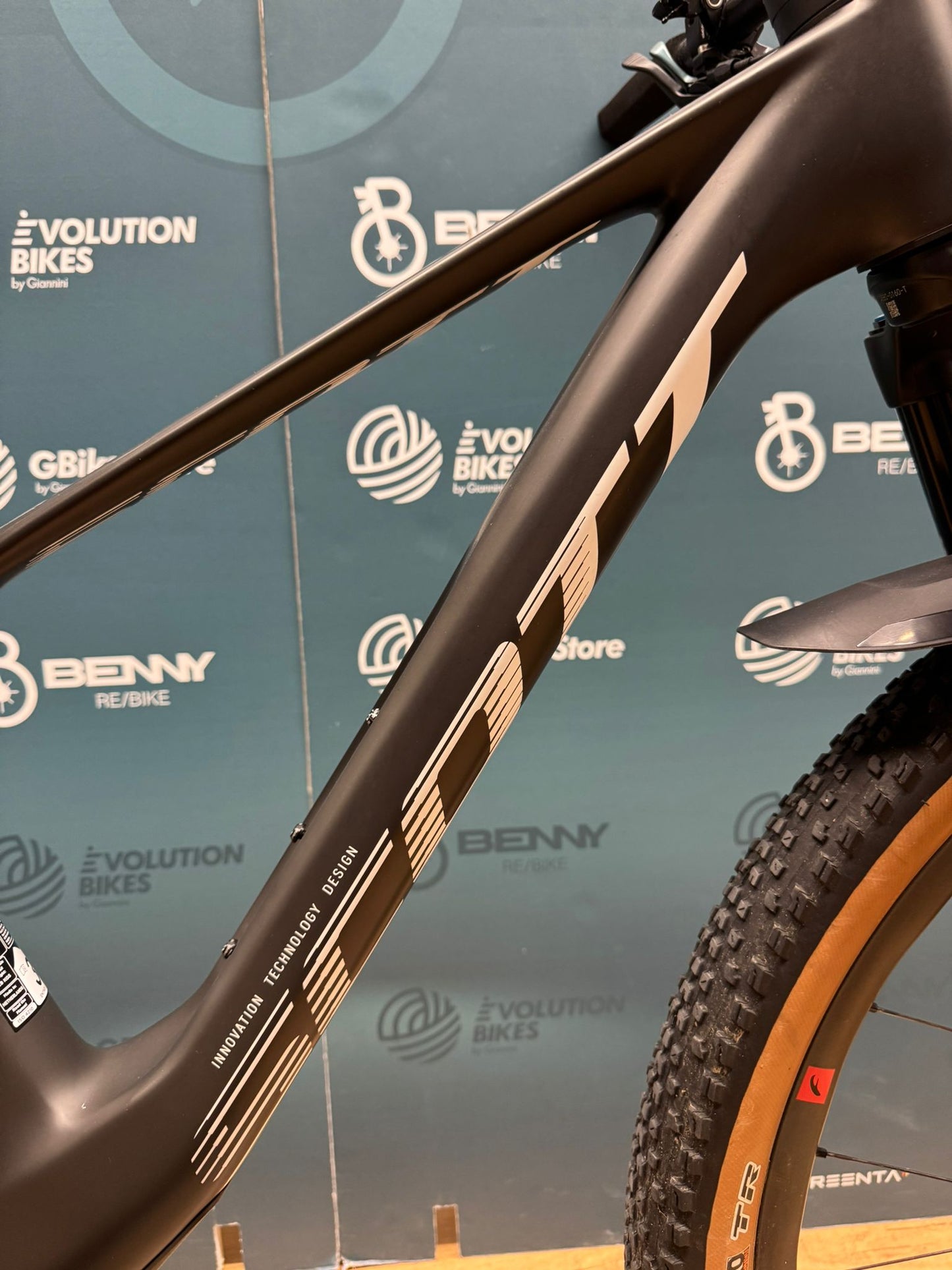 Scott Spark RC Team XX AXS T-Typ-Größe S - Gebraucht