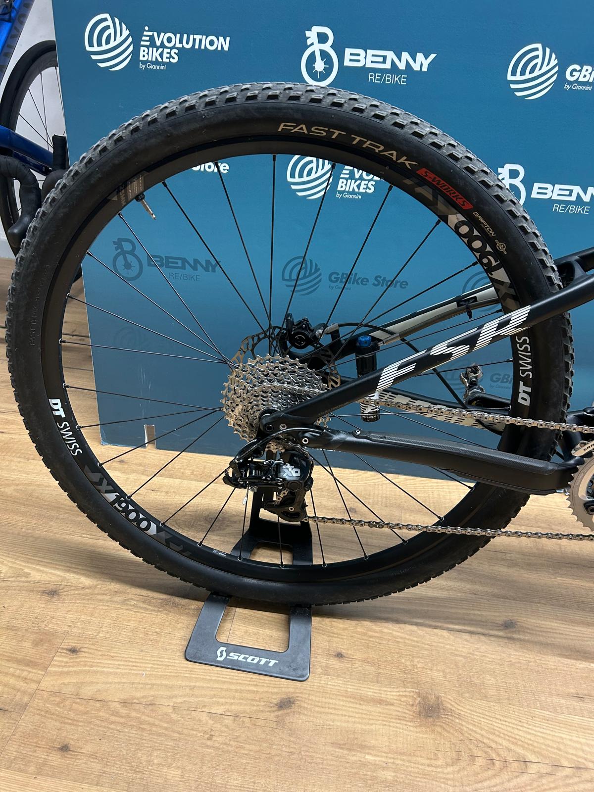 Specialized Epic Elite-Größe M - Gebraucht