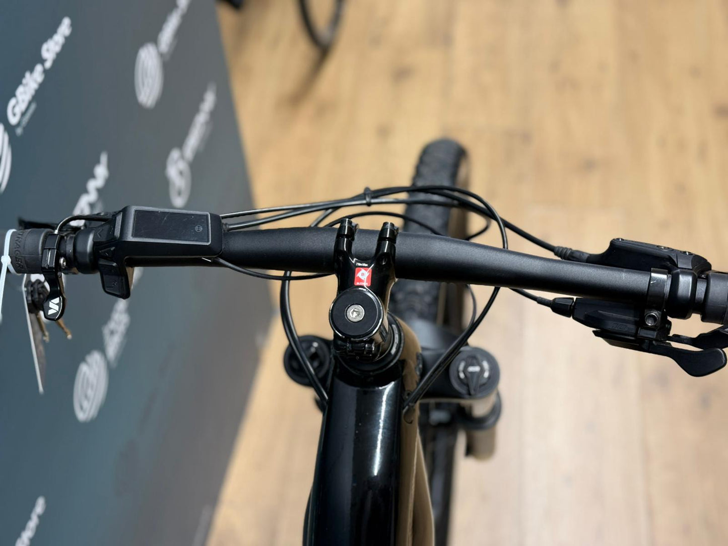 Powerfly+ 4 Gen 5 - DEMO TEST 1454km - Size M