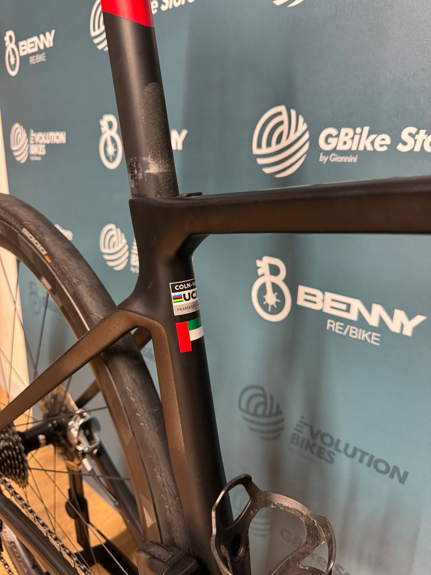 Colnago V4Rs UAE Emirates Red AXS Größe 45,5