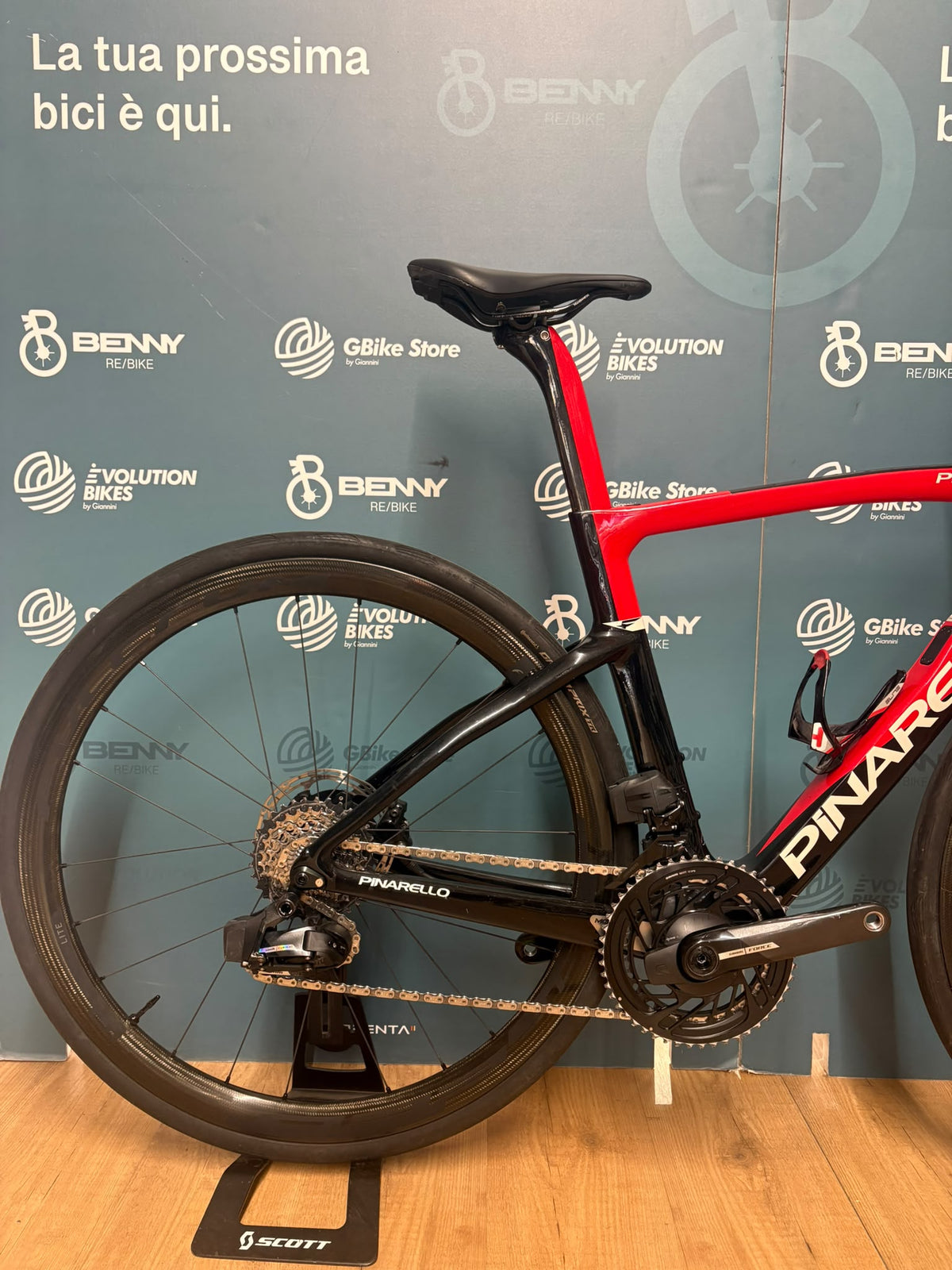 Pinarello F Force AXS D2 Taglia 50 - Usata