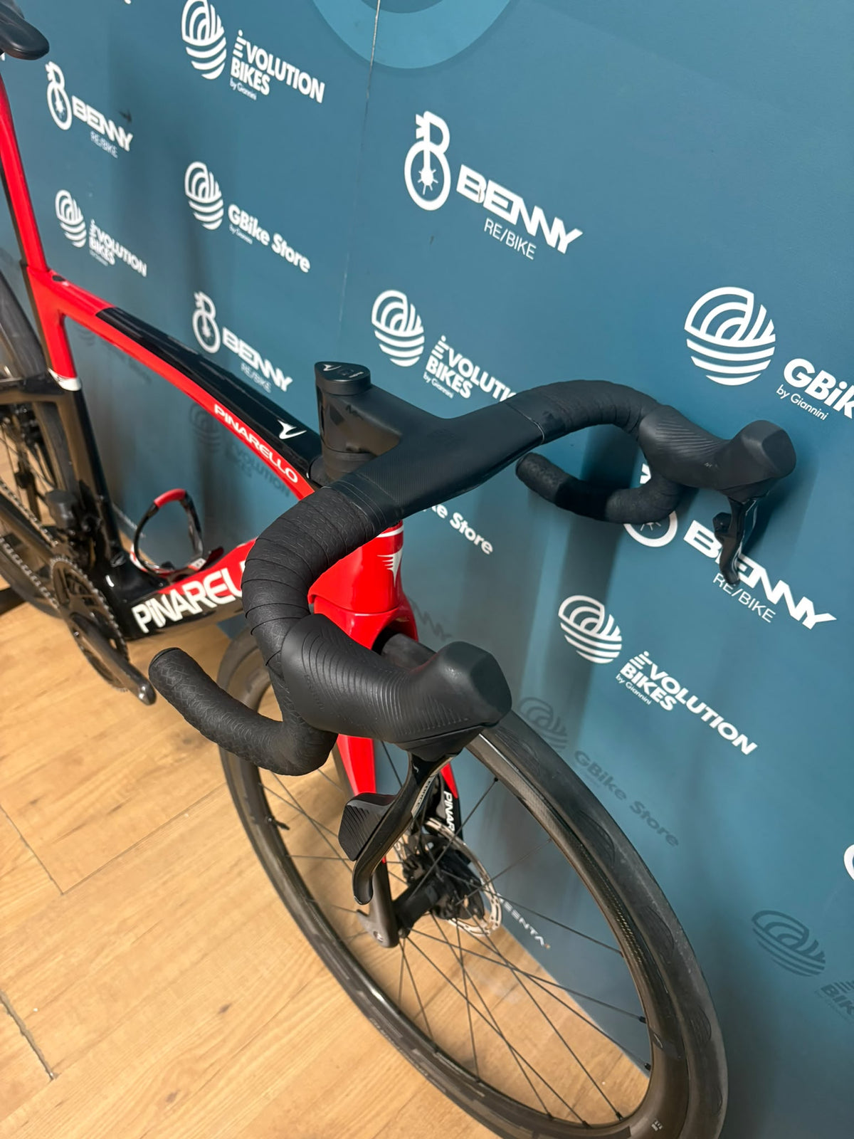 Pinarello F Force AXS D2 Taglia 50 - Usata