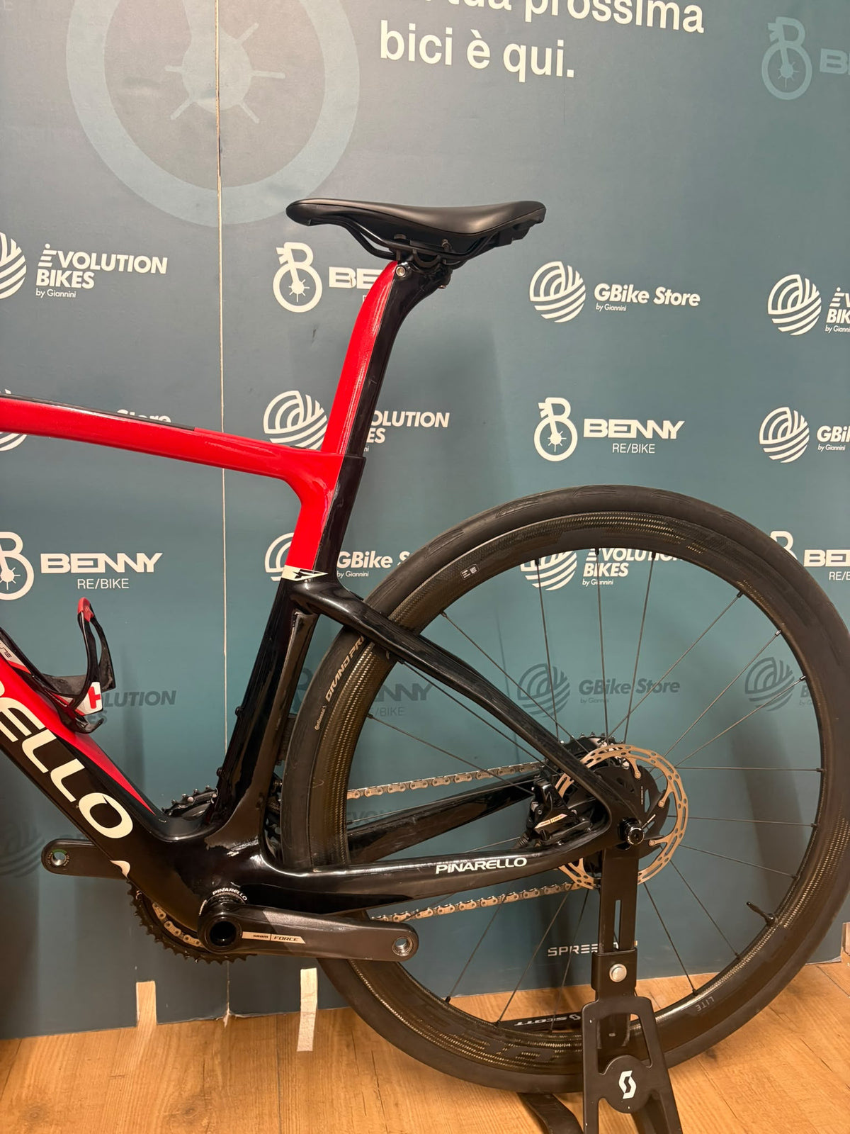 Pinarello F Force AXS D2 Taglia 50 - Usata